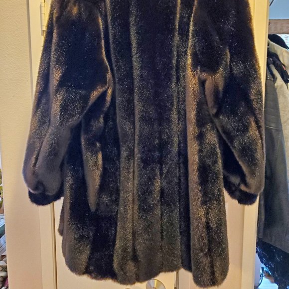 UNISEX Elegant French Designer Tissavel Brown Faux Fur Mink Coat! - Picture 4 of 11